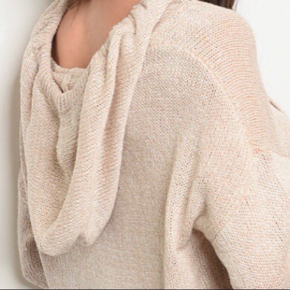 ❄️LAST2️⃣//LIGHT GRAY SWEATER HOODIE - Picture 8 of 11